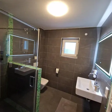 Apartment Modernes Im Geo-naturpark Bergstrasse-odenwald *