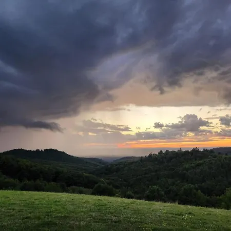 Modernes Im Geo-naturpark Bergstrasse-odenwald *